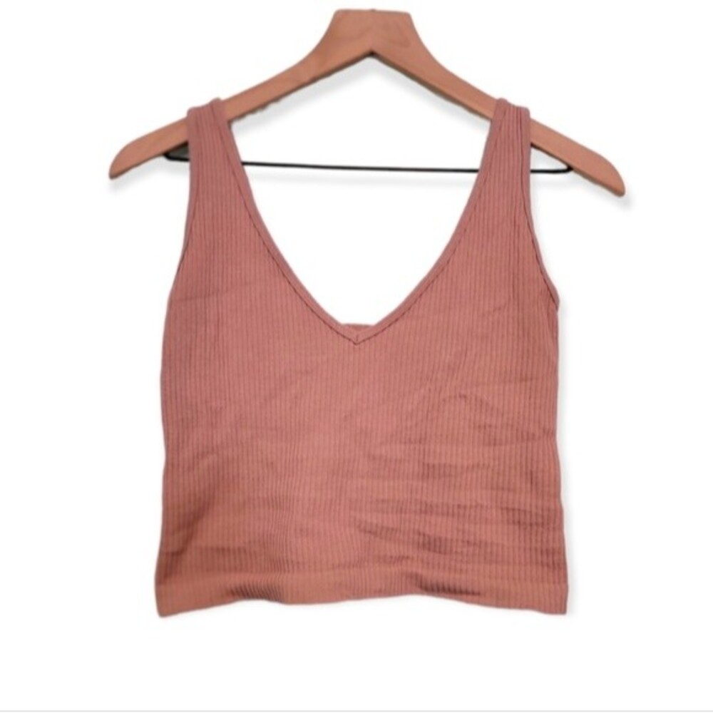 Intimately Free People Pink Ribbed Cropped Tank Size M/L